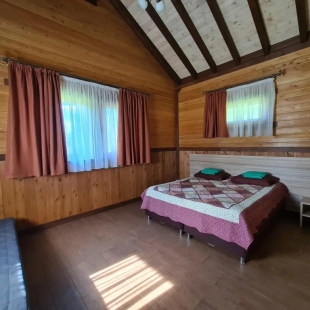 Фотография Коттеджа Коттедж В5 на базе отдыха Новинки Парк