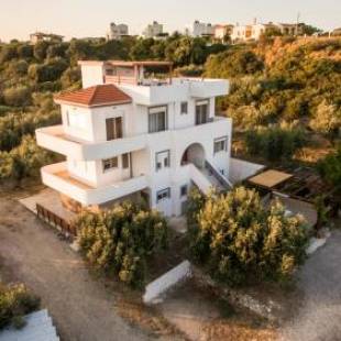 Фотографии гостевого дома
Villa Elia