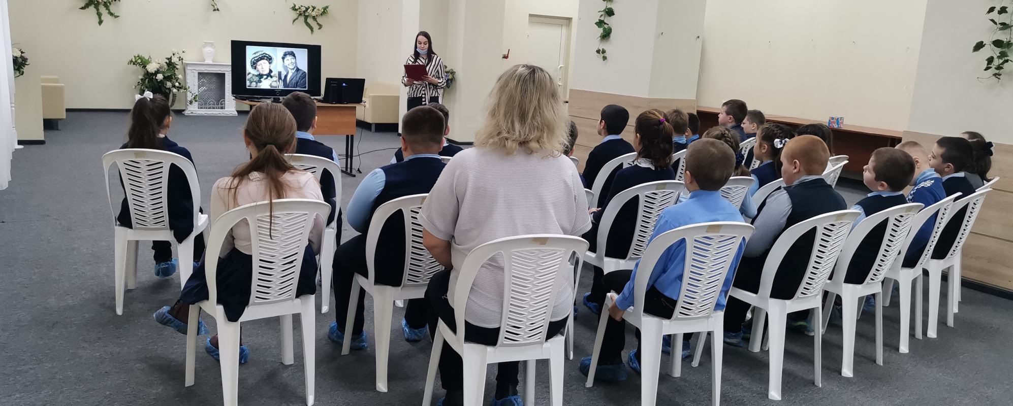 Фотографии конференц-зала Выставочный зал Городской Дом культуры