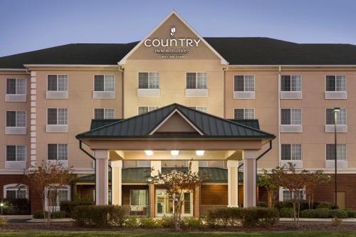 Фотография гостиницы Country Inn & Suites by Radisson, Homewood, AL