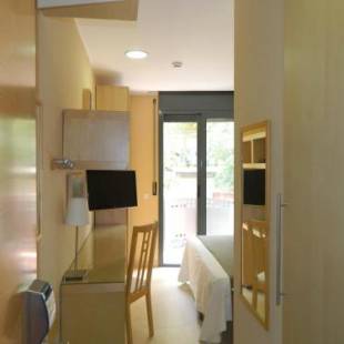 Фотографии гостевого дома
Hostal House