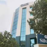 Фотография гостиницы FabHotel Mayfair Tower Hussainpur - Fully Vaccinated Staff