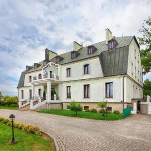 Фотография гостиницы Hotel Pałac w Myślęcinku