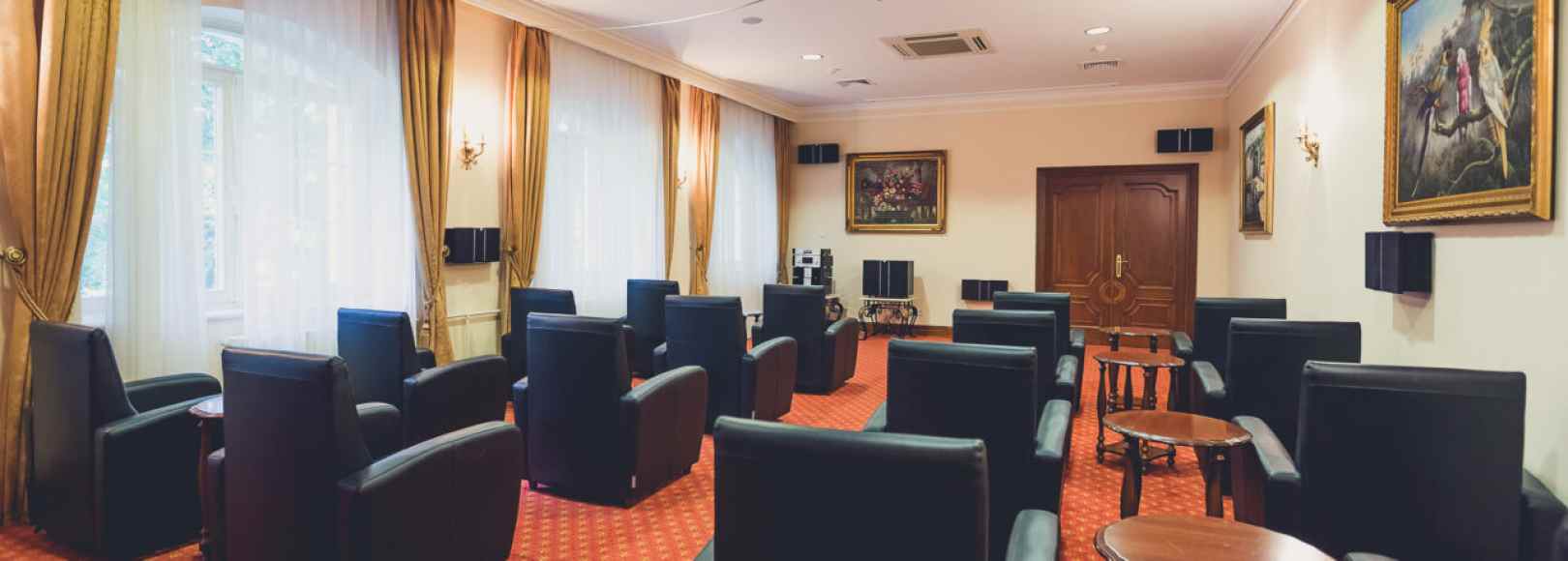 Фотография конференц-зала Зал Дворянское собрание