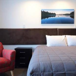 Фотографии мотеля 
            Stopforths Motel