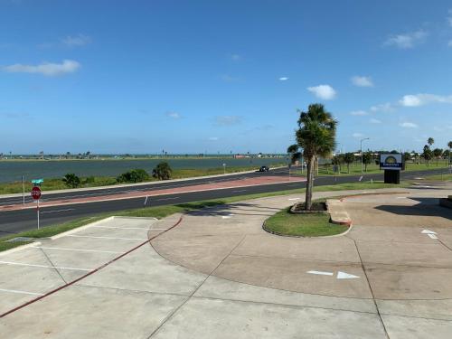 Фотография мотеля Days Inn by Wyndham Rockport Texas