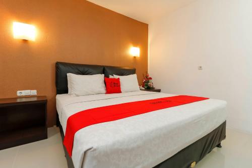 Фотография гостевого дома RedDoorz Plus @ Grand Populer Hotel