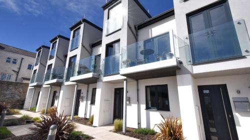 Фотография гостевого дома 3 Grove Mews