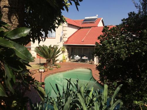 Фотография мини отеля At The View B&B