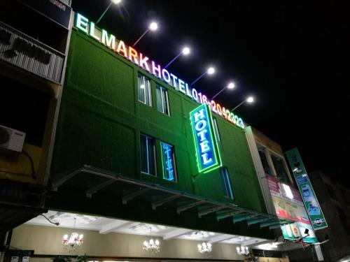 Фотография гостиницы Hotel Zamburger Elmark Kuantan