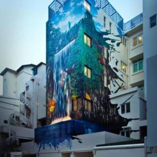 Фотографии гостиницы 
            Hotel Clover The Arts (SG Clean)