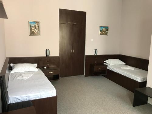 Фотографии гостевого дома
Pensiunea IDA 1896