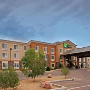 Фотографии гостиницы 
            Holiday Inn Express Sierra Vista, an IHG Hotel