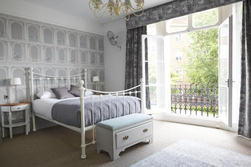 Фотографии мини отеля
The Westgate