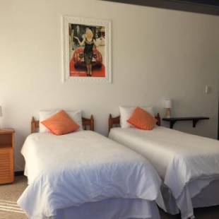 Фотографии гостевого дома
Pearl Oyster guesthouse