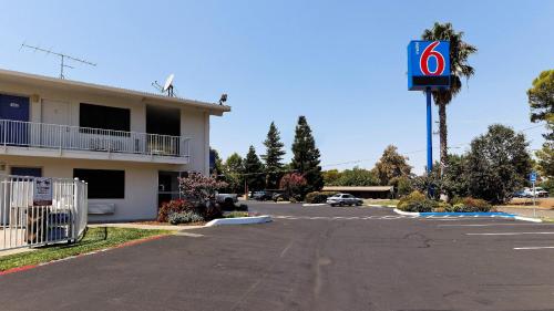 Фотография гостиницы Motel 6-Chico, CA
