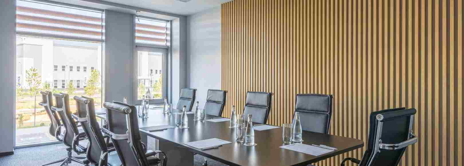 Фотография комнаты для переговоров Переговорная Ушаков