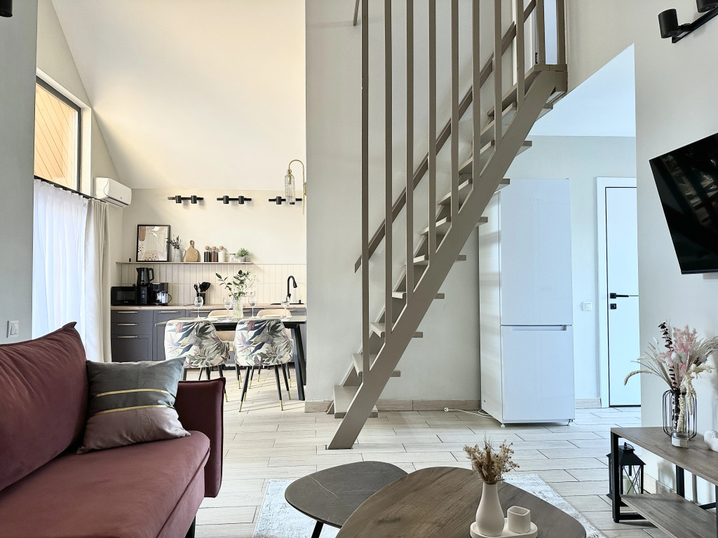 Фотография Коттеджа Частный Дом Барнхаус №2 на 10 гостей, с дровяной баней и горячим чаном