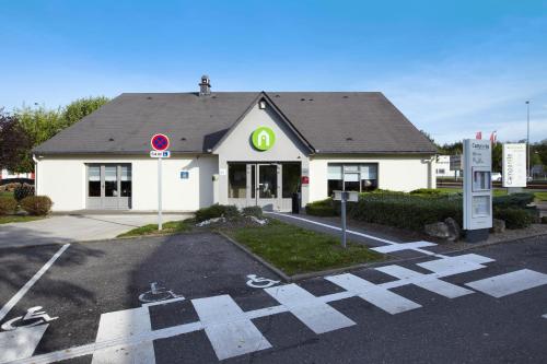 Фотография гостиницы Campanile Vierzon