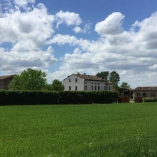 Фотография гостевого дома Corte Mondina