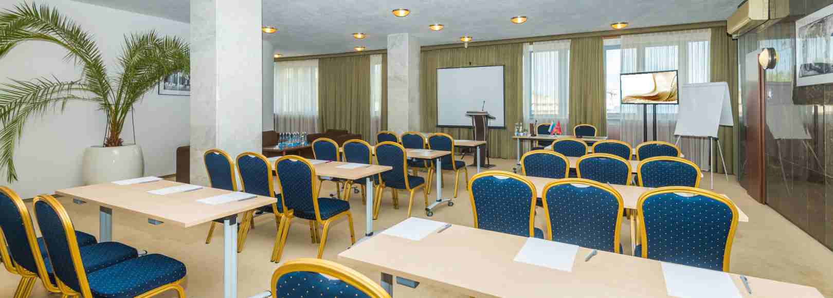 Фотография конференц-зала Олимп