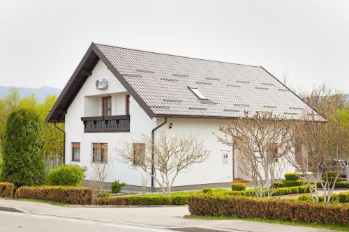 Фотография гостевого дома Apartments with a parking space Gornji Vaganac, Plitvice - 17524