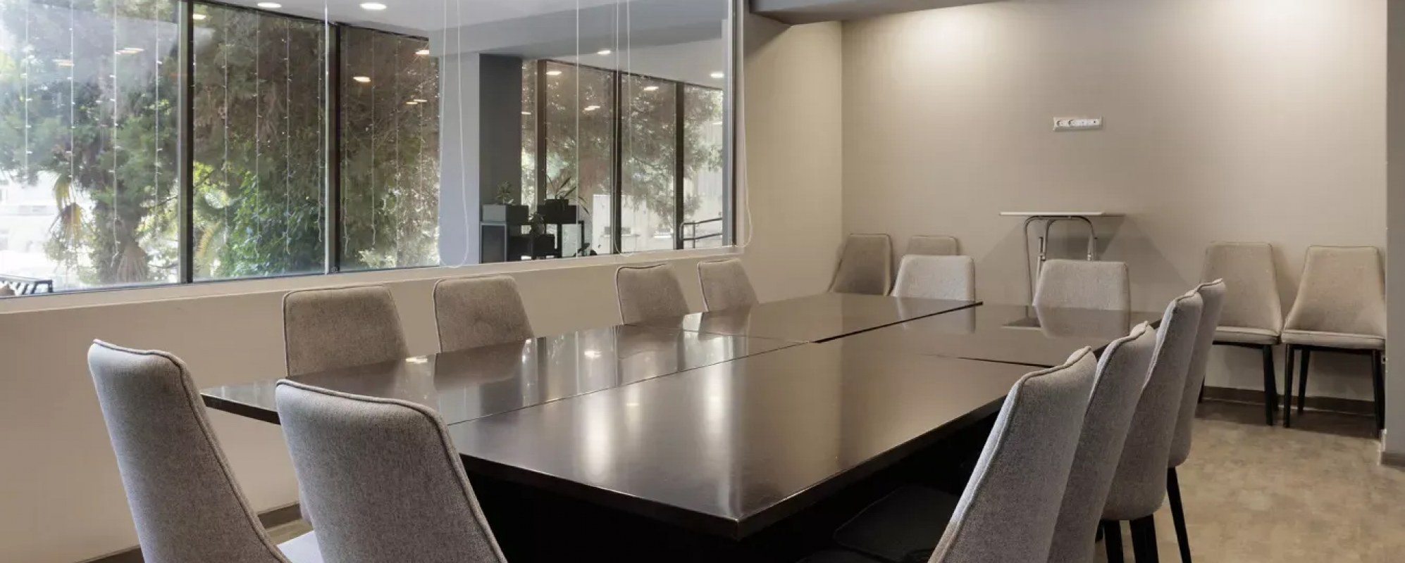 Фотографии комнаты для переговоров Москва