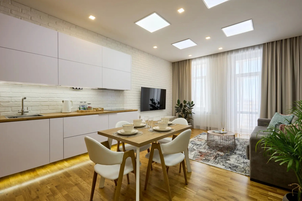 Фотография квартиры Апартаменты ЕвроУют Просторные трехкомнатные недалеко от центра