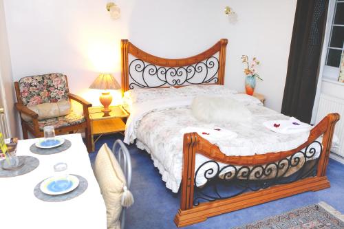 Фотография гостевого дома Da Vinci Guest House & Gatwick Airport Parking