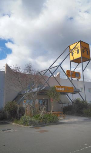 Фотография гостиницы hotelF1 Saint Brieuc