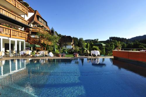 Фотография гостиницы Erfurths Bergfried Ferien & Wellnesshotel