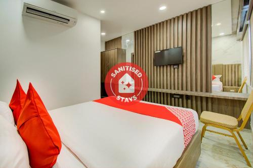 Фотография гостиницы Capital O 23031 V Hotel