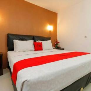 Фотографии гостевого дома
RedDoorz Plus @ Grand Populer Hotel