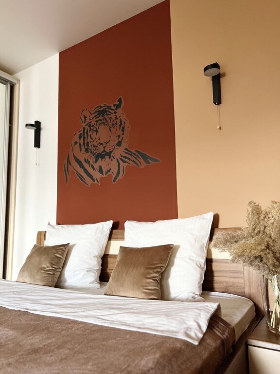 Фотография квартиры Апартаменты UraganAPART Сафари в дoме Шурика