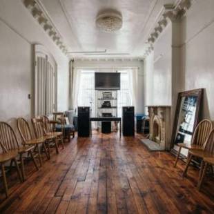 Фотографии мини отеля
Illumination Bed & Breakfast