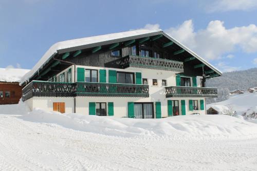 Фотография гостевого дома Chalet Fleur des Alpes