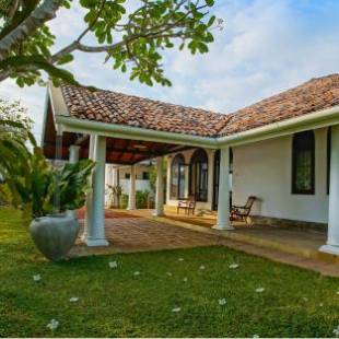 Фотографии мини отеля
KapuGedara297