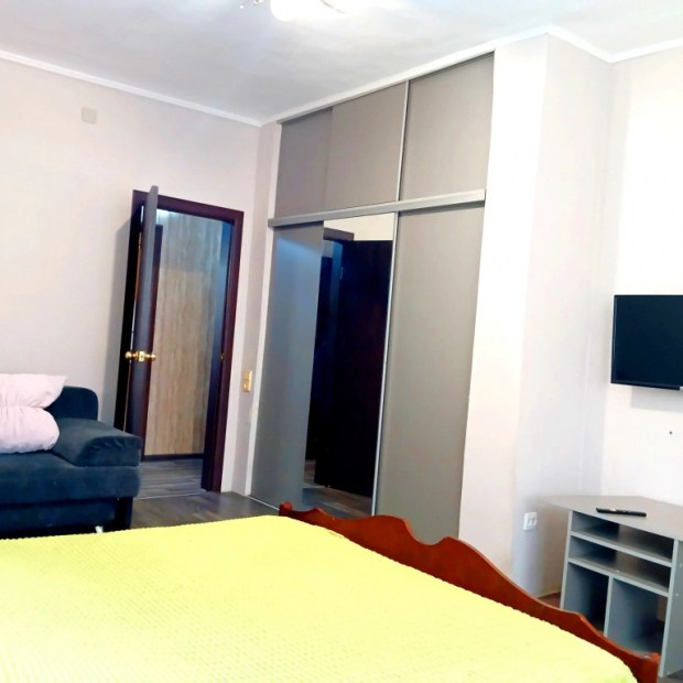 Фотографии квартиры 
            Квартира с большой кухней 12м.кв