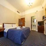 Фотография гостевого дома Regency House Hotel