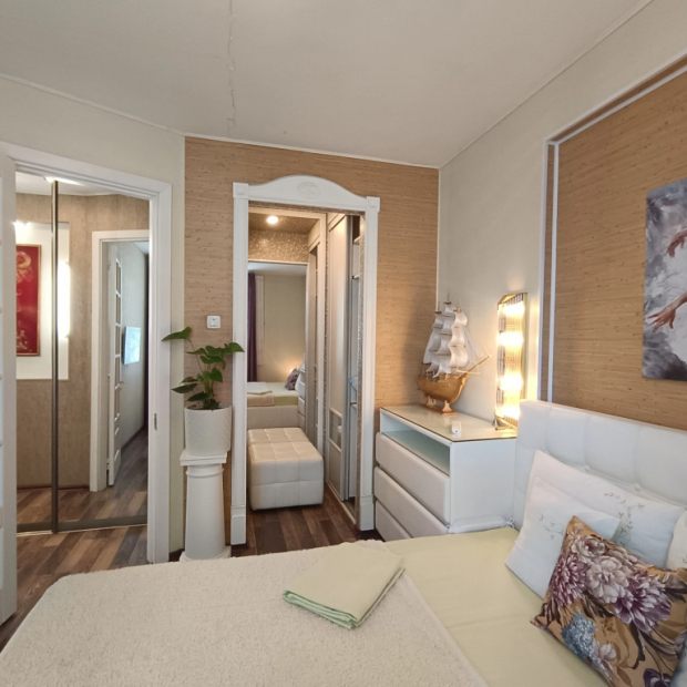 Фотографии квартиры 
            Квартира 2х комнатная в центре Хабаровска