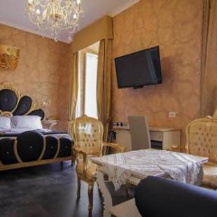 Фотографии мини отеля
Pope's Suites