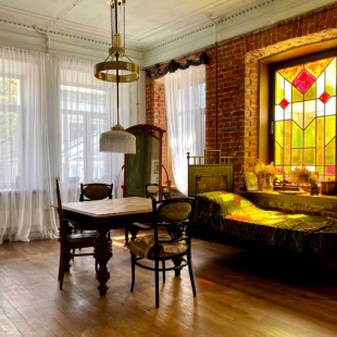 Фотография квартиры Апартаменты Дом с витражом