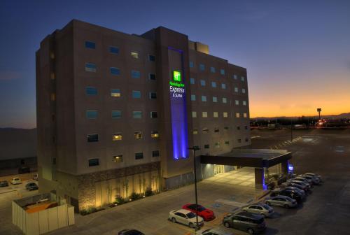 Фотография гостиницы Holiday Inn Express & Suites Mexicali, an IHG Hotel