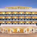 Фотография гостиницы Rocks Hotel