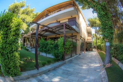 Фотография гостиницы Hotel Chris