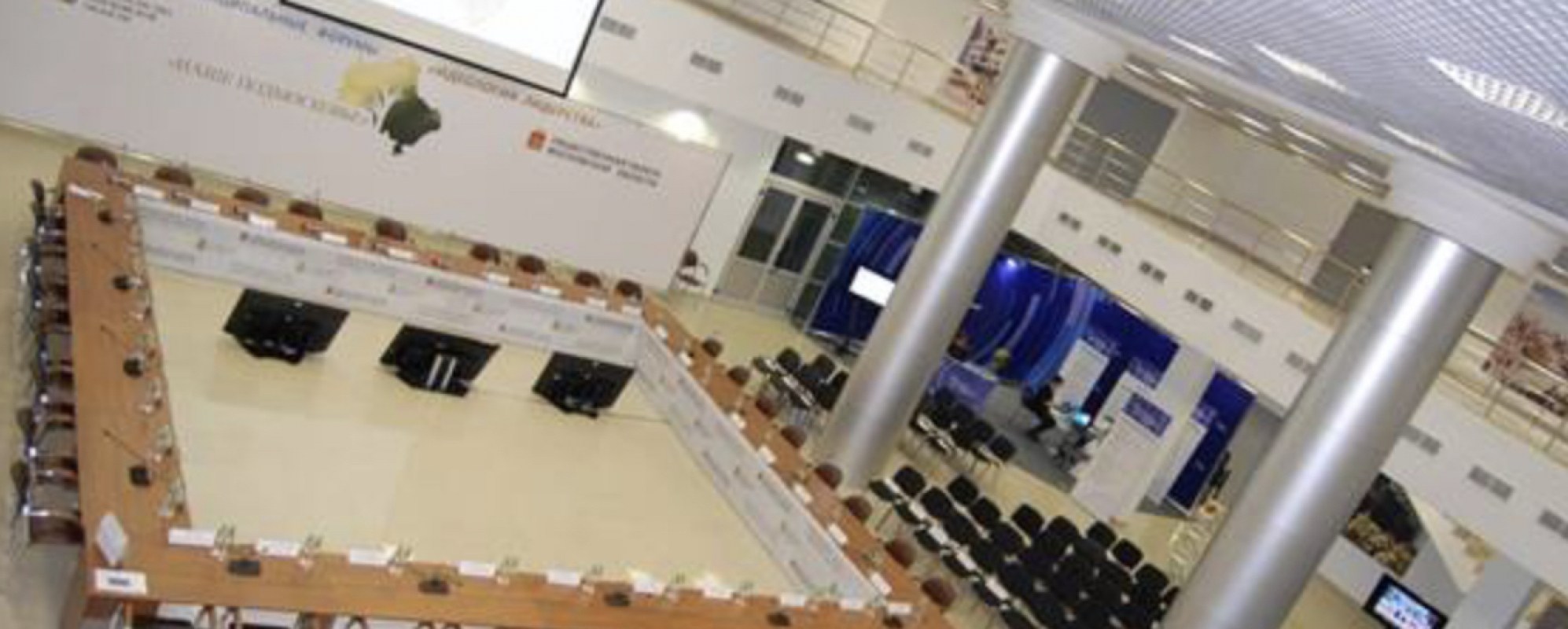 банкетный зал orion hall moscow. ореон холл москва. библиотека химки юбилейный проспект 20. фойе университета. химки холл.