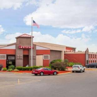 Фотографии гостиницы 
            Ramada by Wyndham Kearney