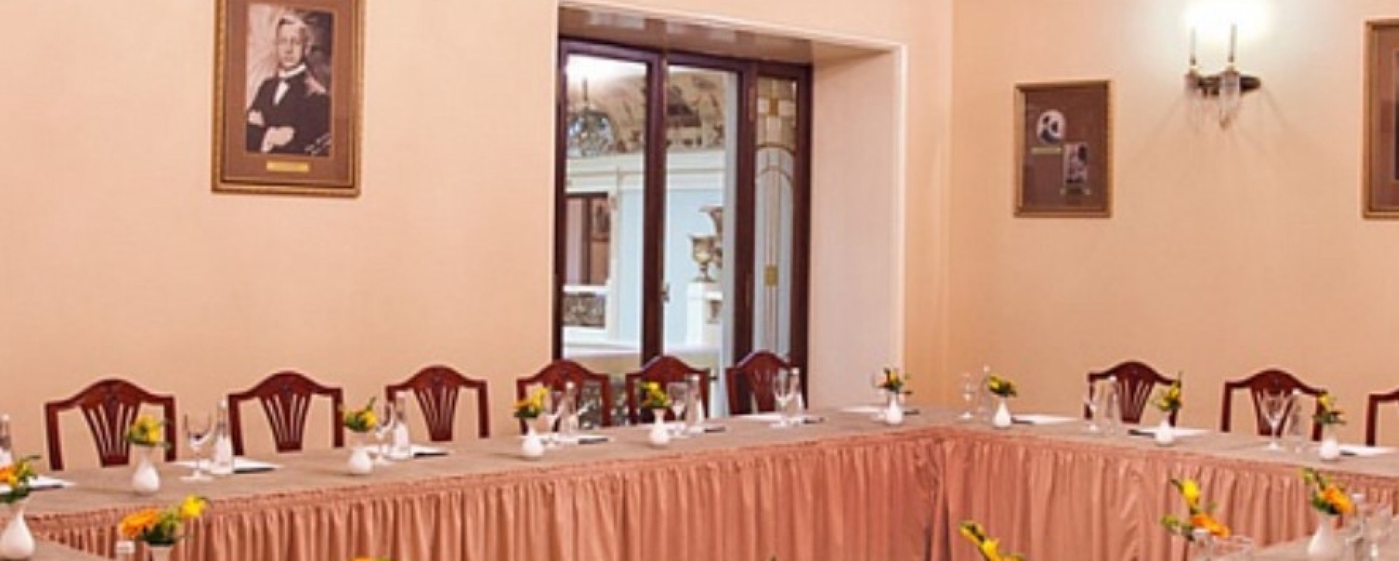 Фотографии конференц-зала Бунин