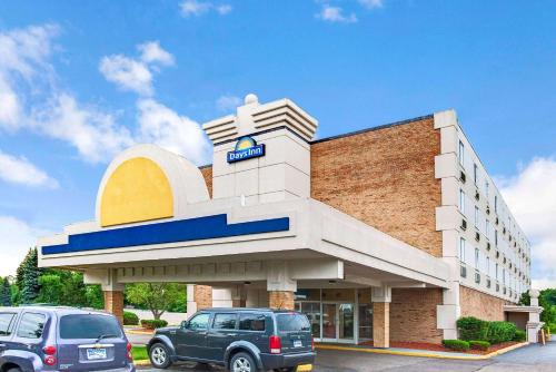 Фотография гостиницы Days Inn by Wyndham Livonia - Detroit