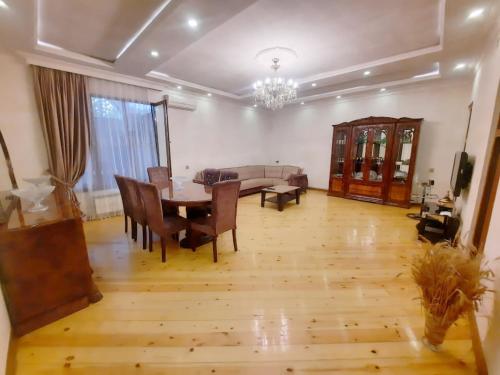 Фотография гостевого дома Home in Ganja